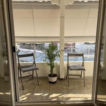 Cozy στο κεντρο Apartmán *